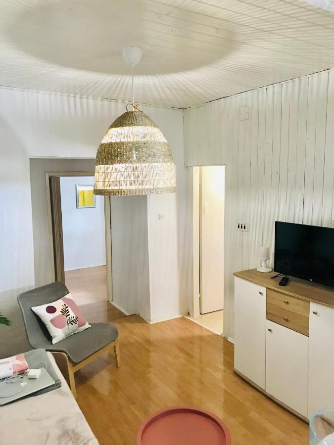 Apartmani-Okrug Gornji-Ciovo 特罗吉尔 外观 照片