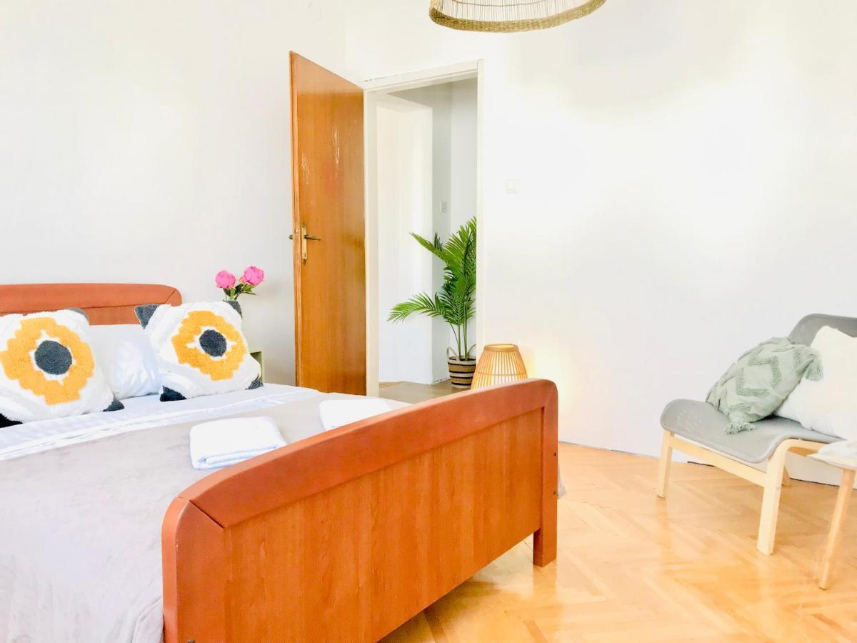 Apartmani-Okrug Gornji-Ciovo 特罗吉尔 外观 照片