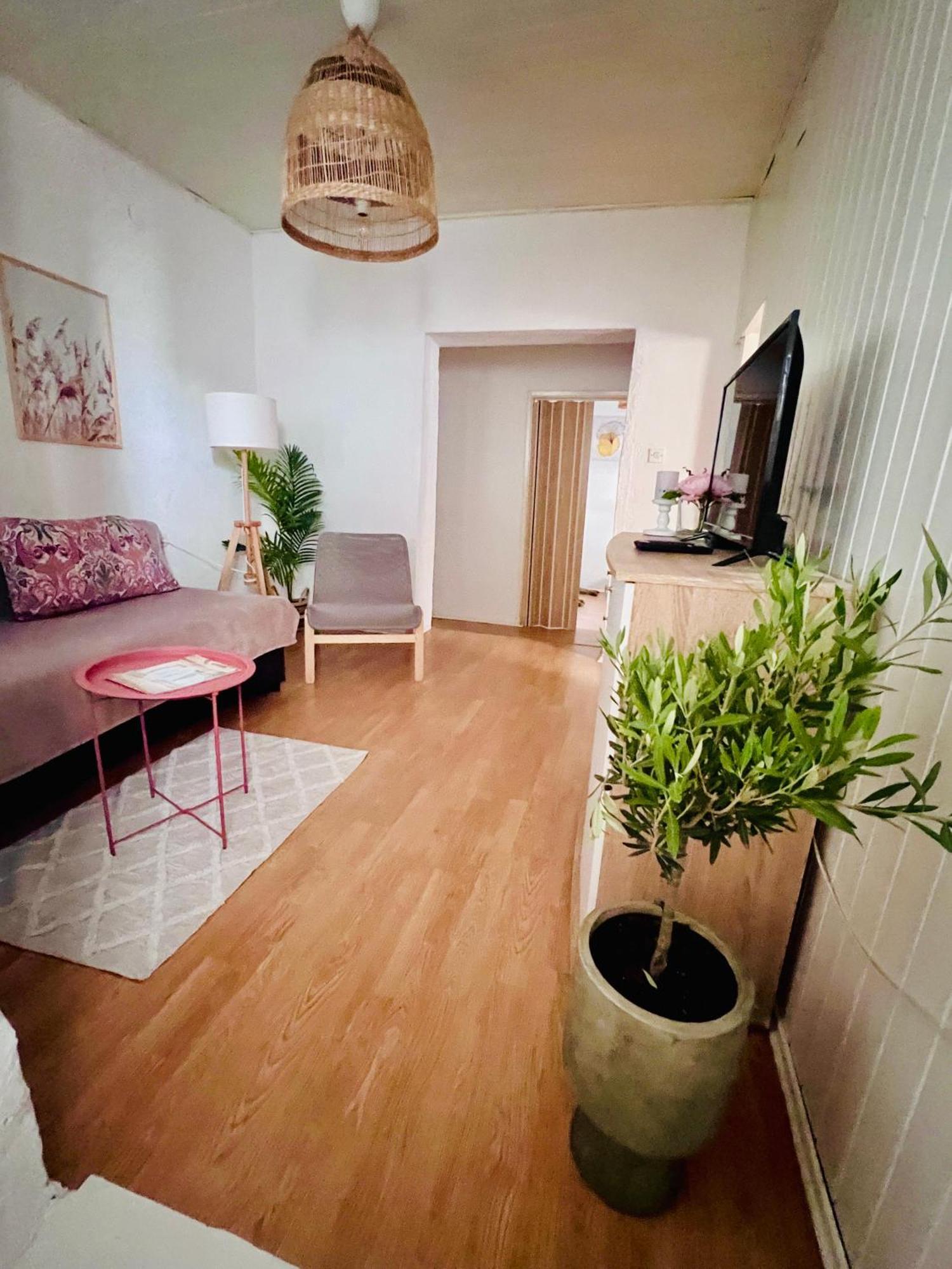 Apartmani-Okrug Gornji-Ciovo 特罗吉尔 外观 照片